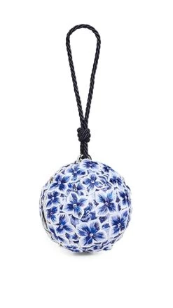 Oscar De La Renta Billiard Threadwork Hydrangeas 12 Oscar De La Renta Billiard Threadwork Hydrangeas -Shop Bop orent309341bf9c 1678308904155 2 0. UX357 QL90